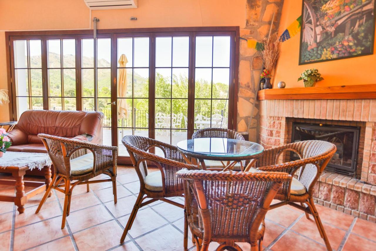 Hotel Rural Serrella Castell De Castells Екстер'єр фото