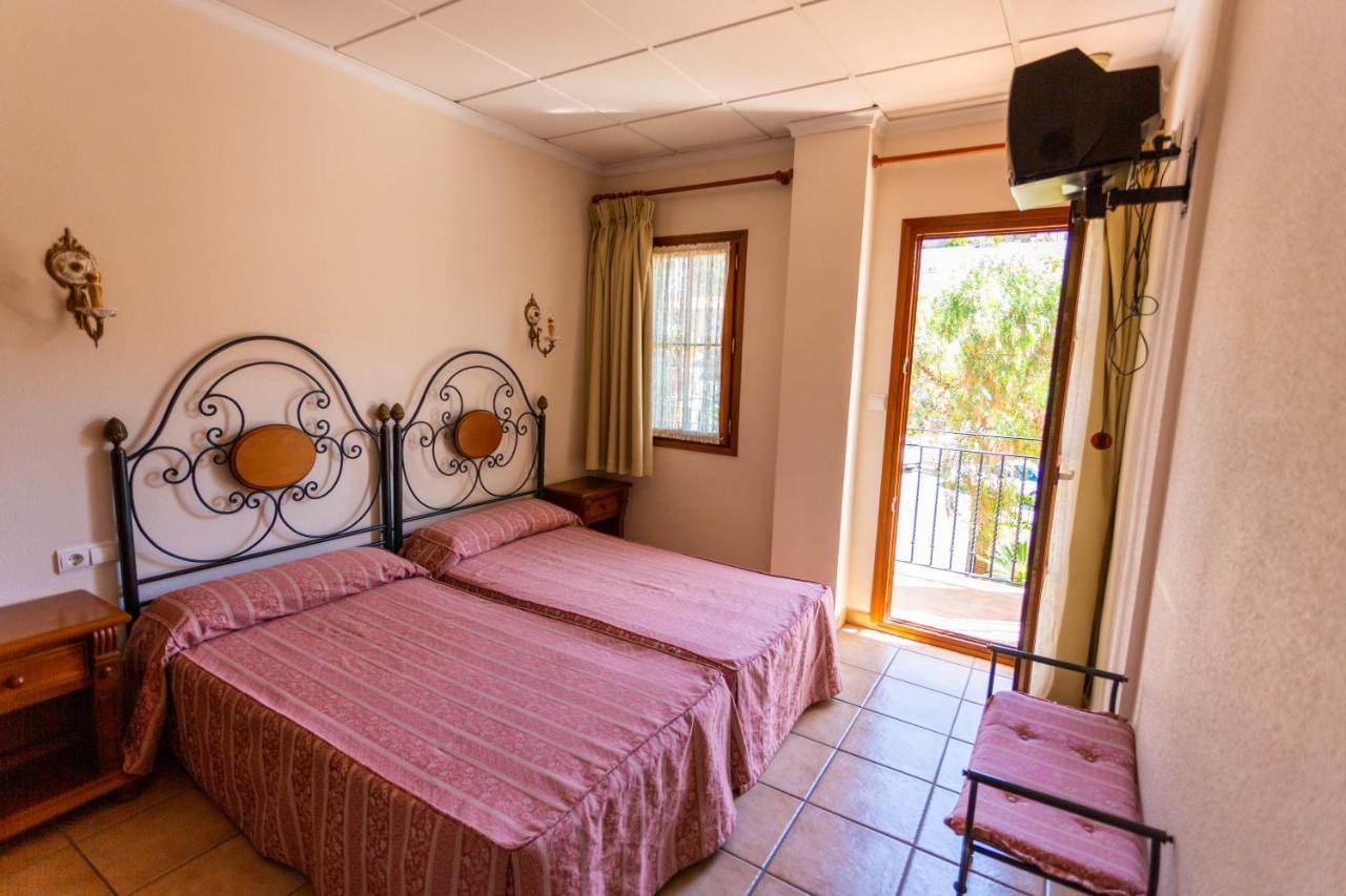 Hotel Rural Serrella Castell De Castells Екстер'єр фото